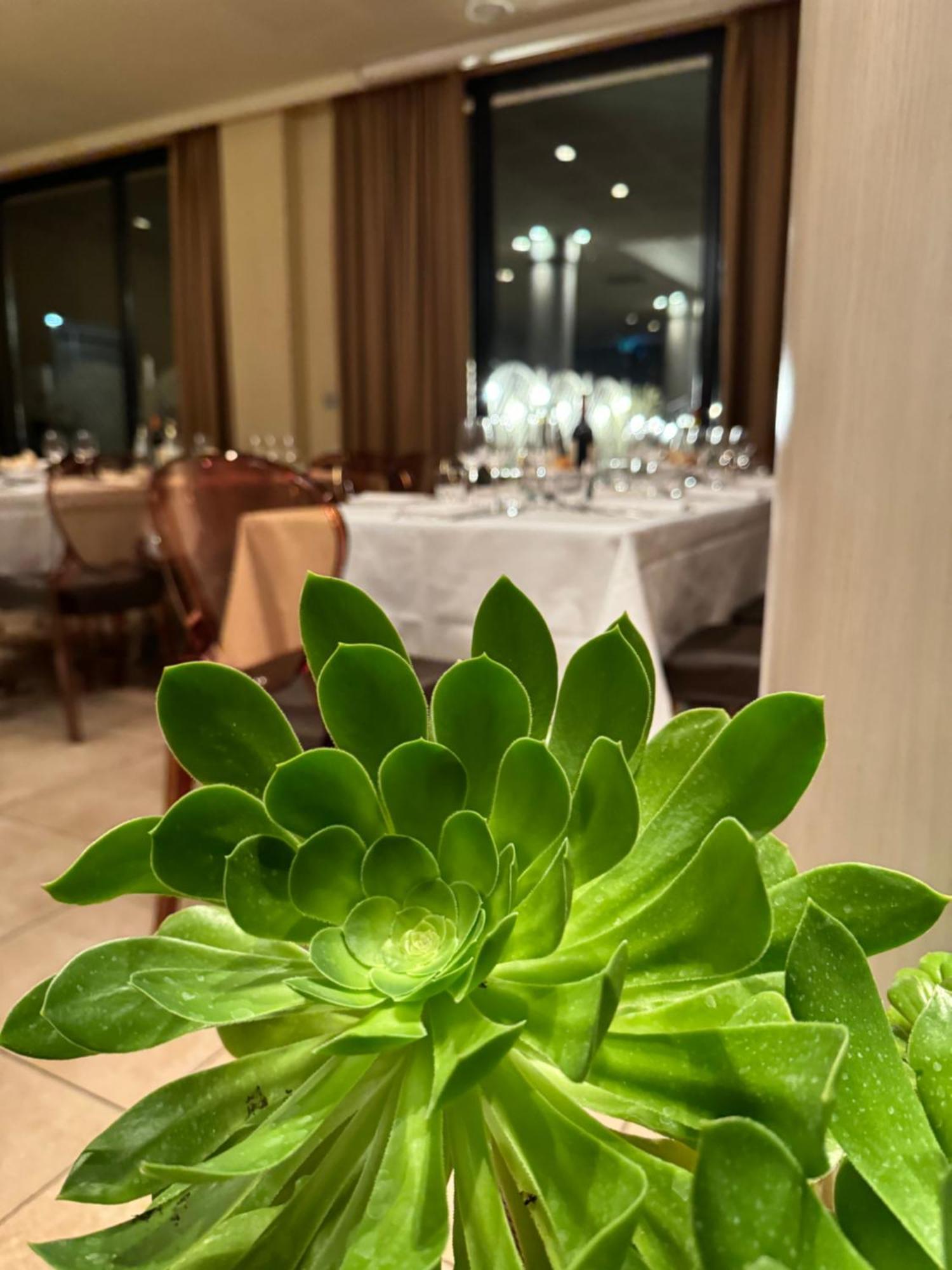 Grand Hotel 포를리 외부 사진