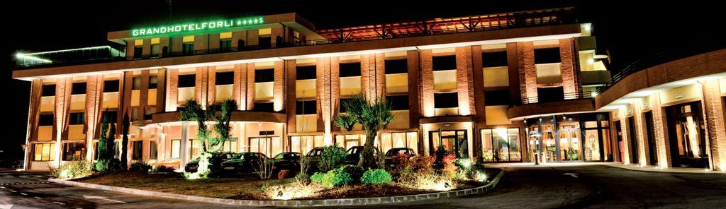 Grand Hotel 포를리 외부 사진
