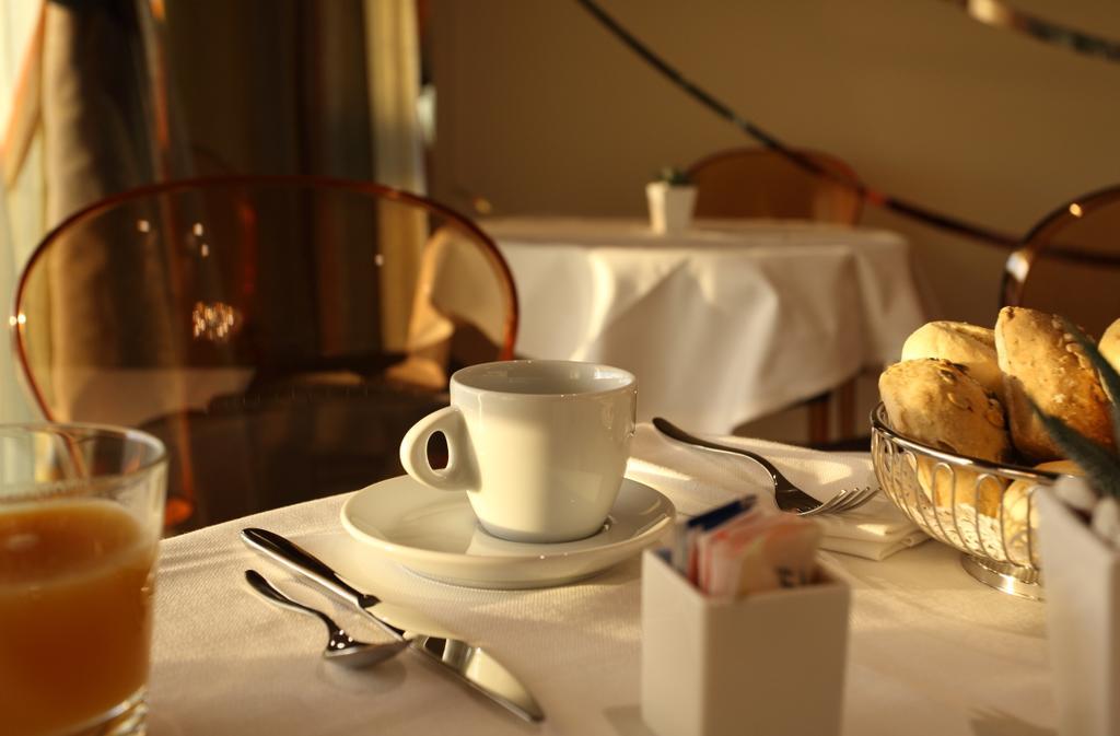 Grand Hotel 포를리 외부 사진